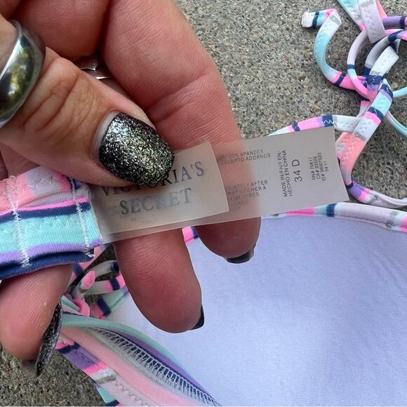 Victoria’s Secret 34D Pastel Diagonal Stripe Underwire Push-up Halter Bikini Top - Picture 5 of 5